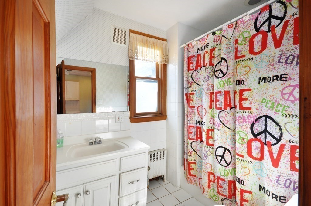 29 Overlook Road, Unit 2 Arlington, MA 02474 - Photo 24 of 35
