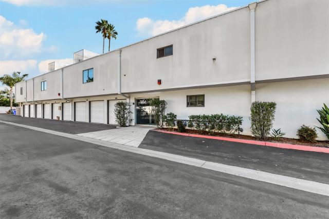 a view of a terrace with a garage