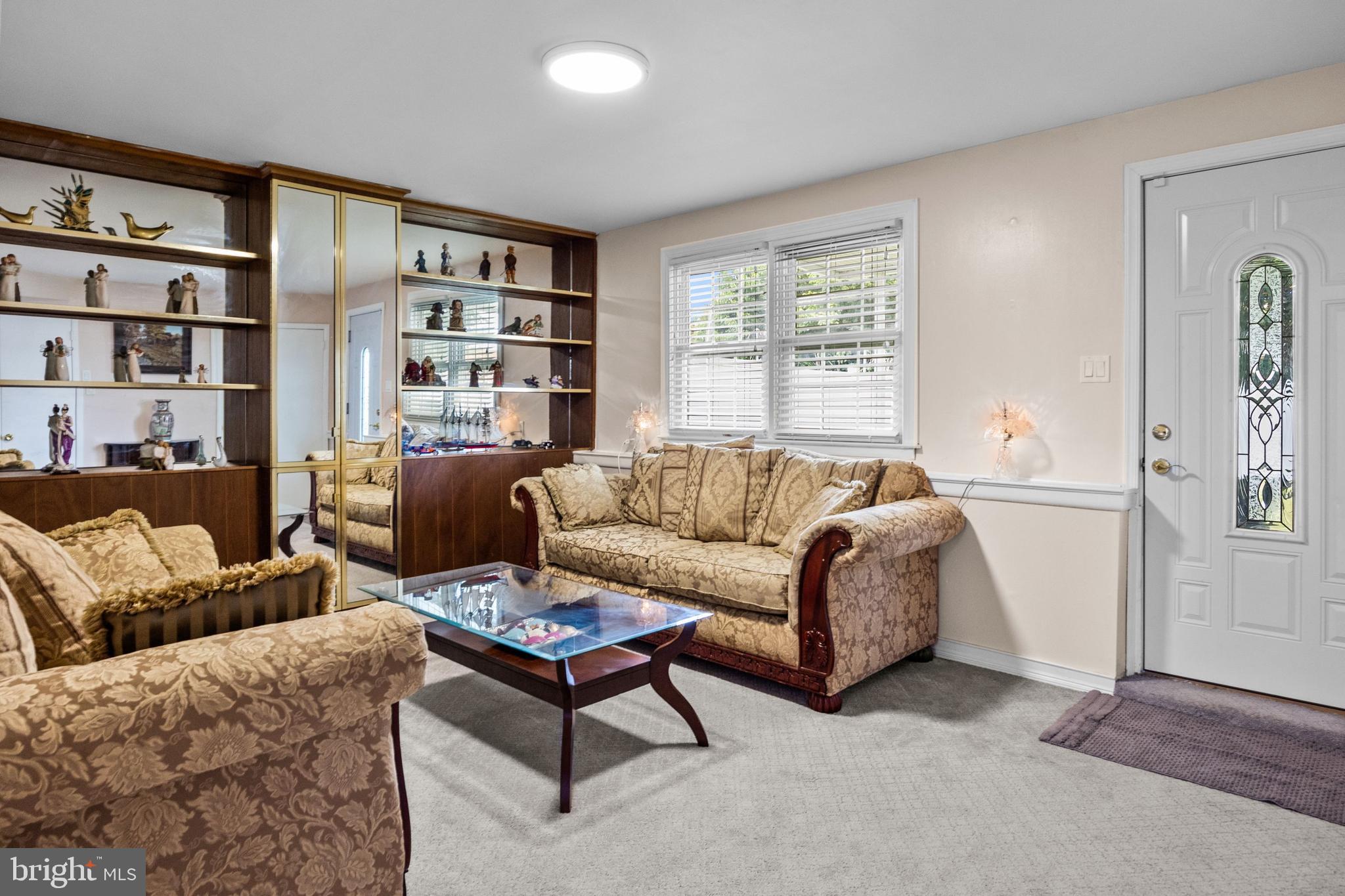 9716 Portis Road Philadelphia, PA 19115 - Photo 17 of 38