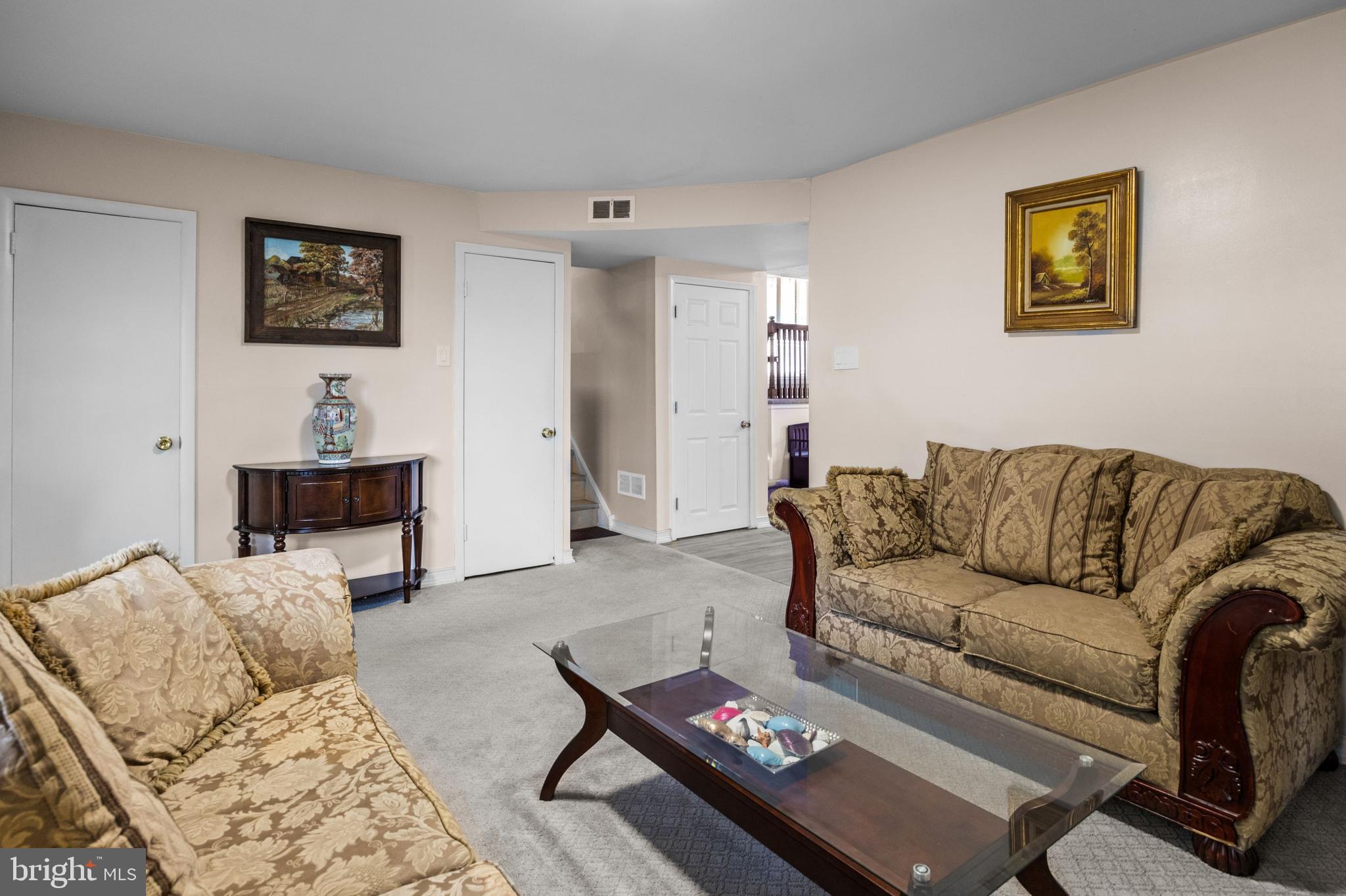 9716 Portis Road Philadelphia, PA 19115 - Photo 18 of 38
