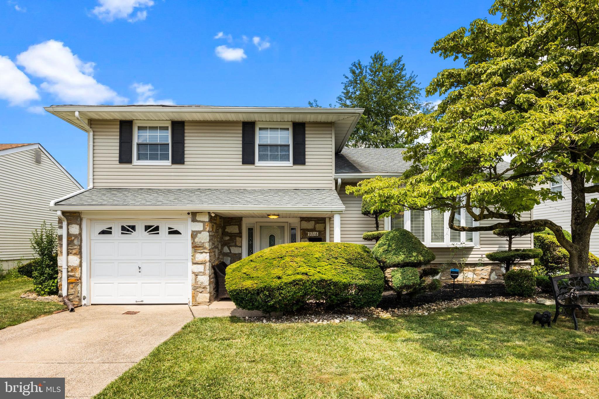 9716 Portis Road Philadelphia, PA 19115 - Photo 2 of 38