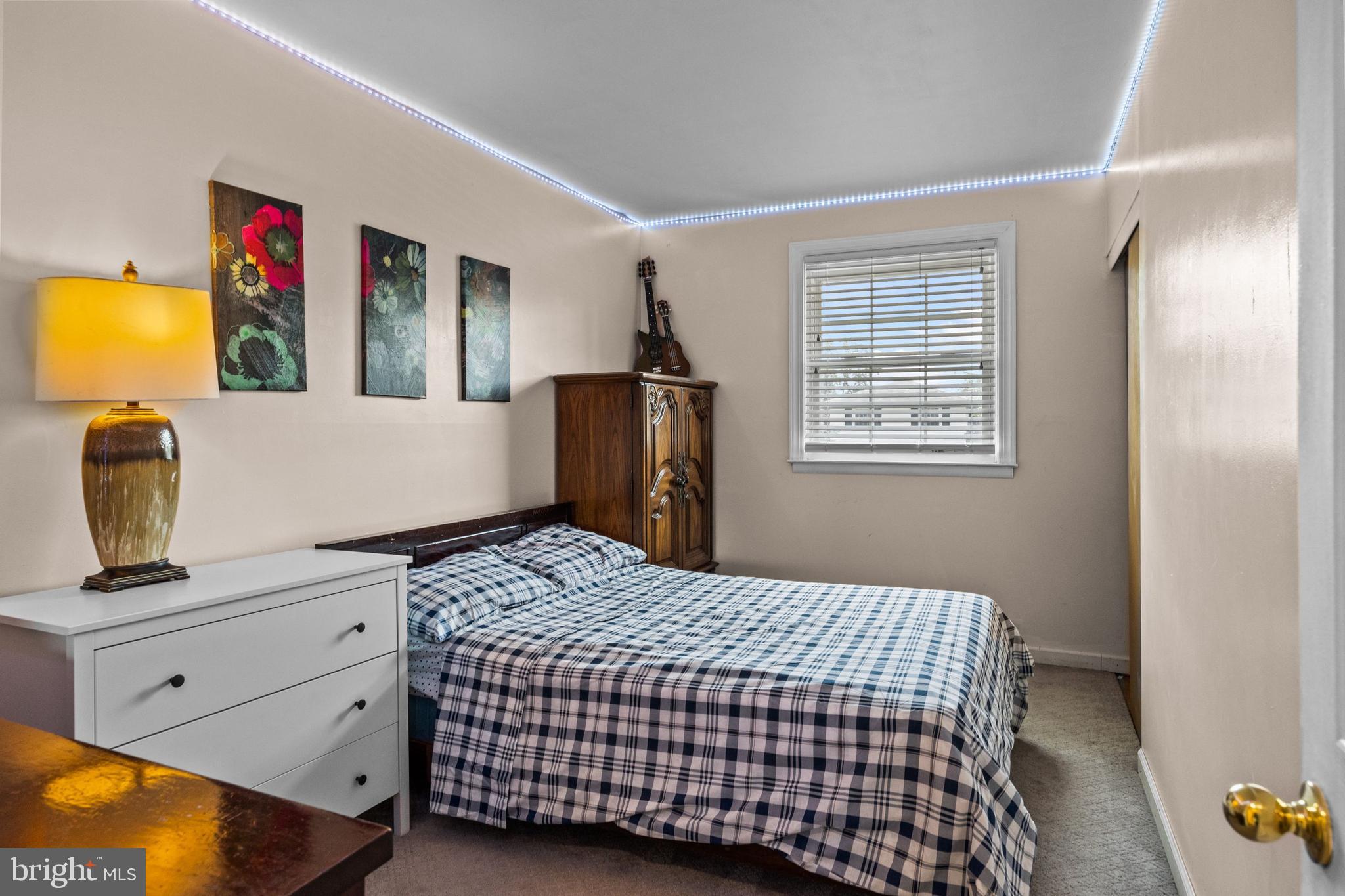 9716 Portis Road Philadelphia, PA 19115 - Photo 22 of 38