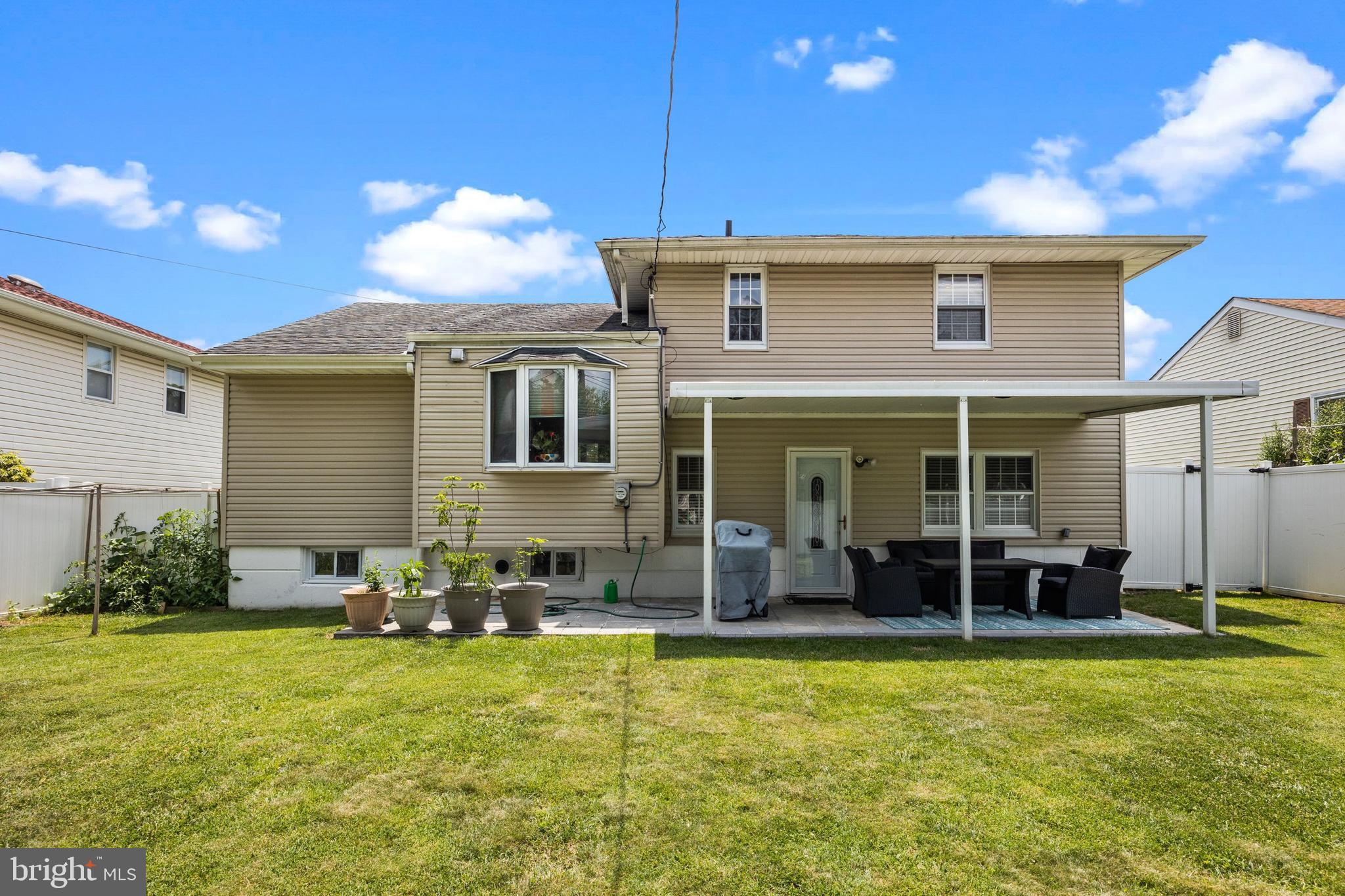 9716 Portis Road Philadelphia, PA 19115 - Photo 35 of 38