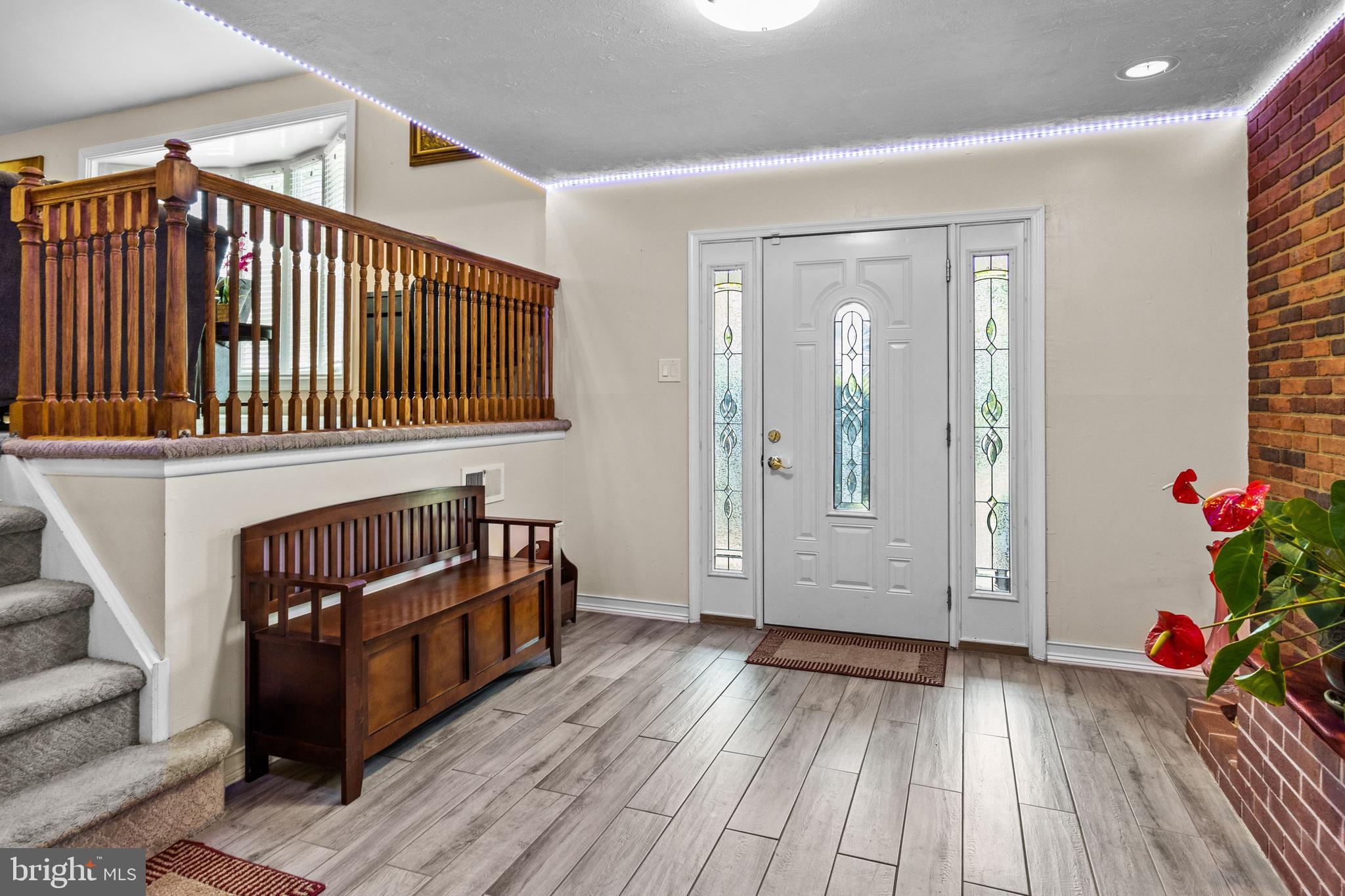 9716 Portis Road Philadelphia, PA 19115 - Photo 5 of 38