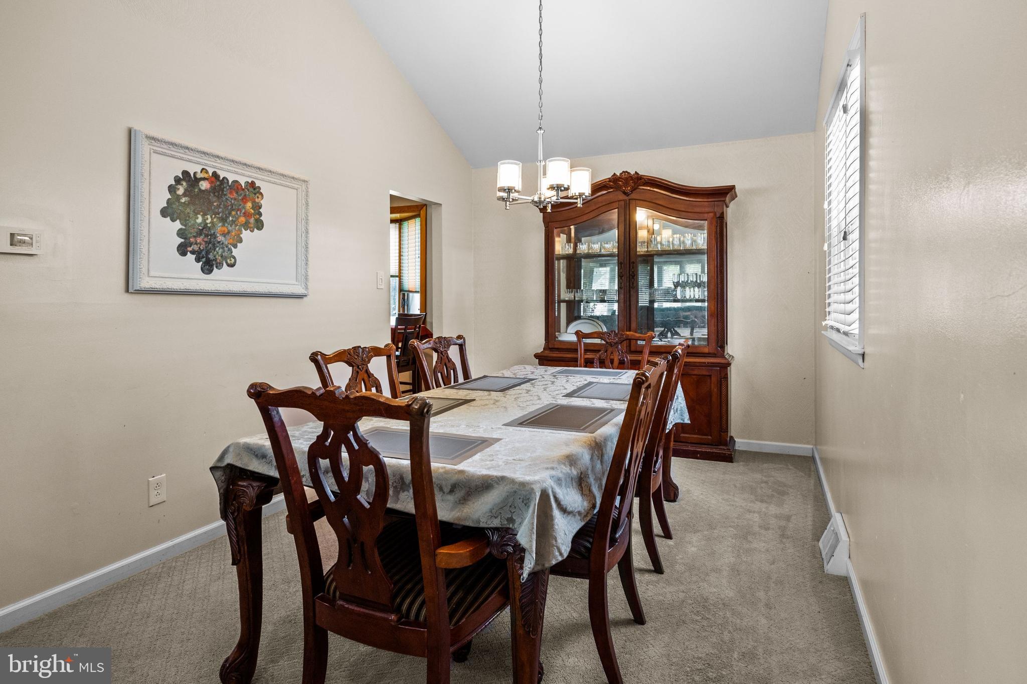 9716 Portis Road Philadelphia, PA 19115 - Photo 10 of 38