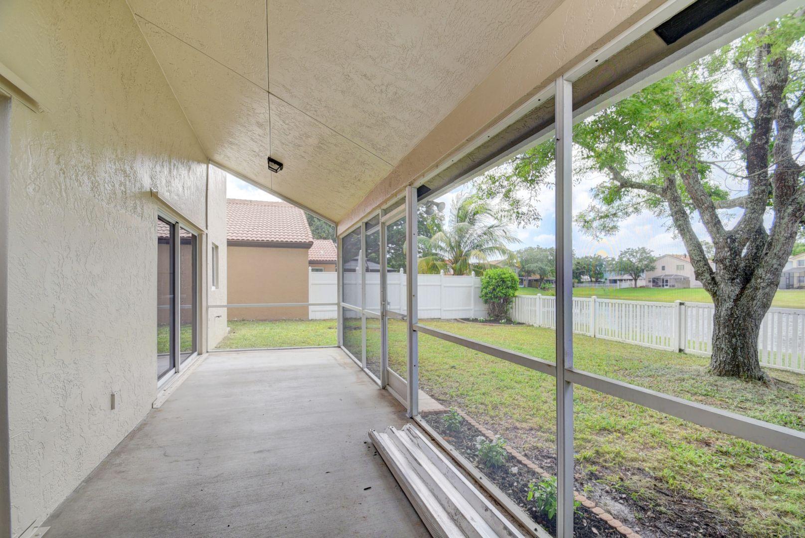 10396 Sunstream Lane Boca Raton, FL 33428 - Photo 29 of 38 RX-10533524 (29)