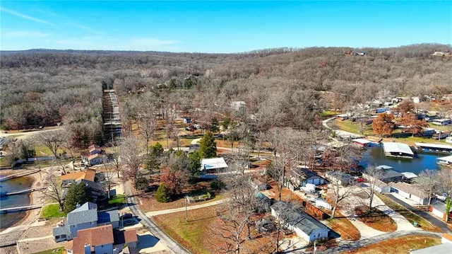 $200,000 | 267 Long Acres Drive, Sunrise Beach, MO 65079