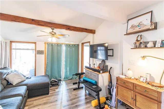 $200,000 | 267 Long Acres Drive, Sunrise Beach, MO 65079