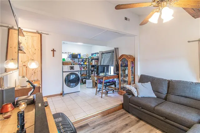 $200,000 | 267 Long Acres Drive, Sunrise Beach, MO 65079