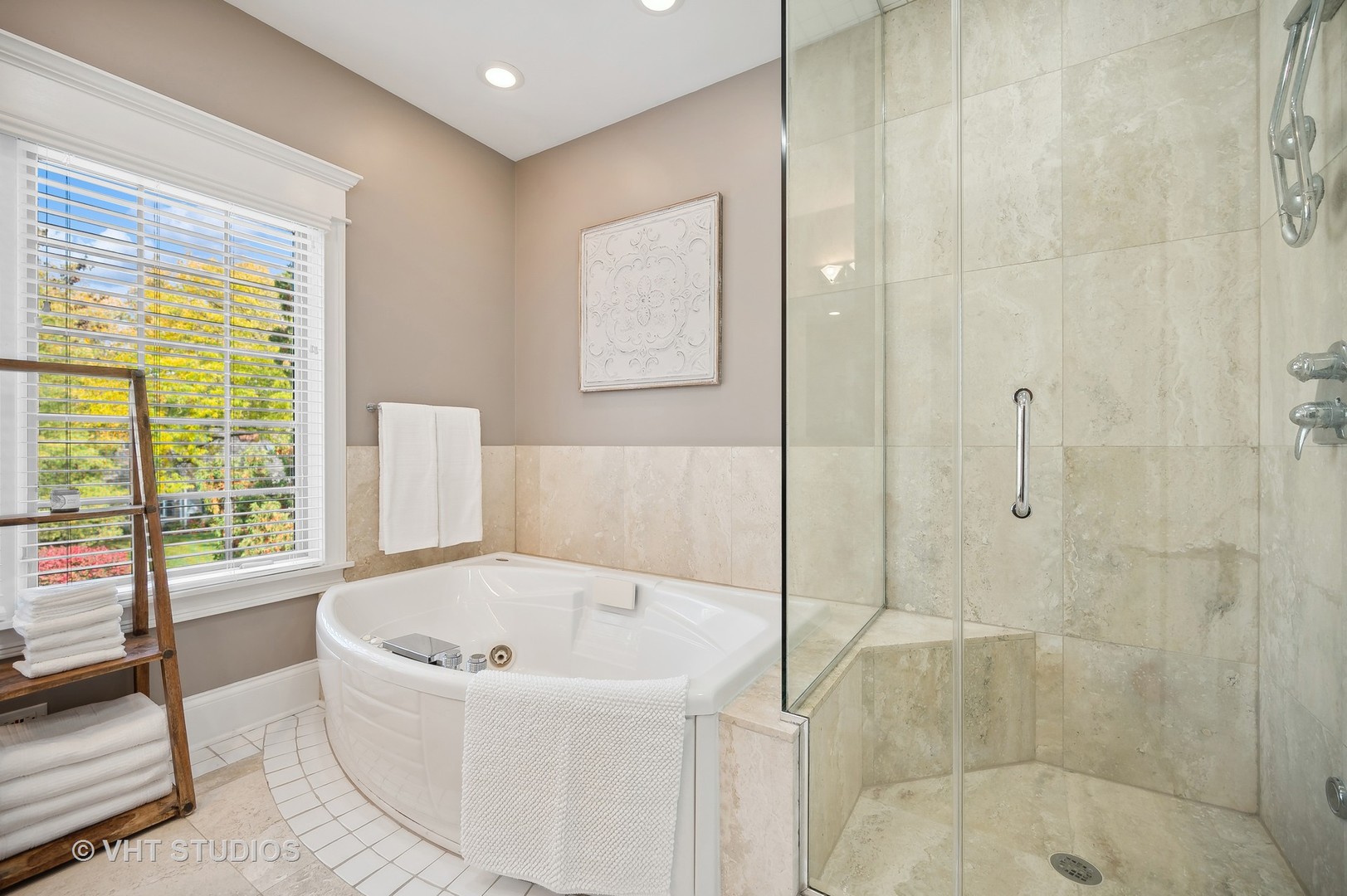 907 Queens Lane Glenview, IL 60025 - Photo 22 of 39 a bathroom with a bathtub and shower