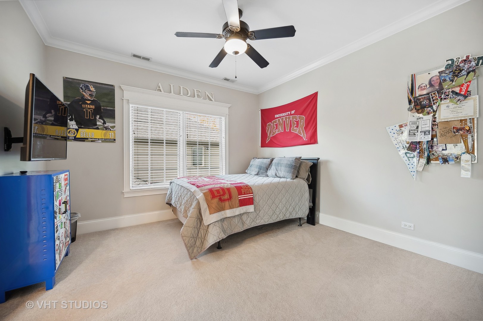 907 Queens Lane Glenview, IL 60025 - Photo 27 of 39 a bedroom with a bed and a flat screen tv