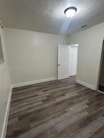 $2,400 | 2931 Northwest 47th Street, Unit 2931, Miami, FL 33142