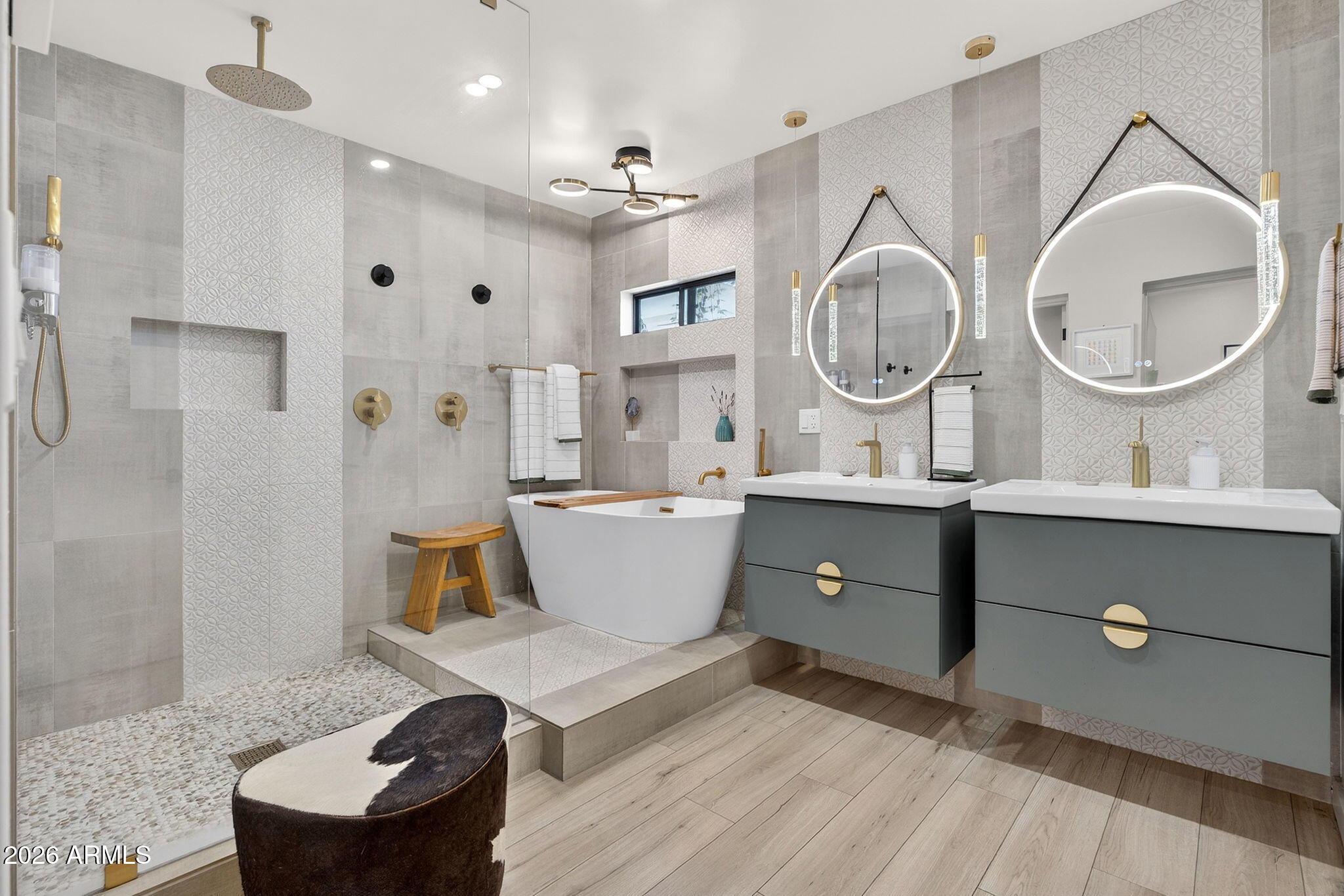 938 West Portland Street Phoenix, AZ 85007 - Photo 24 of 57 Primary spa bath