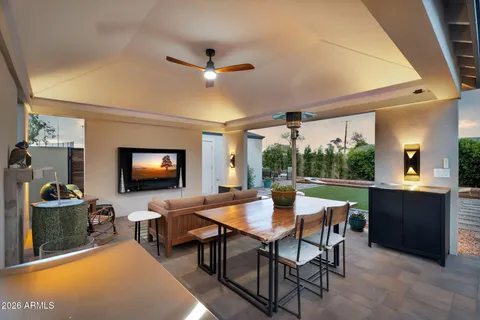 $825,000 | 938 West Portland Street, Phoenix, AZ 85007