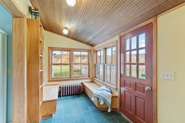 $549,000 | 14 Fairfield Road, Fletcher, VT 05444