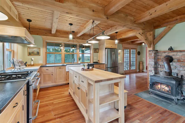 $549,000 | 14 Fairfield Road, Fletcher, VT 05444