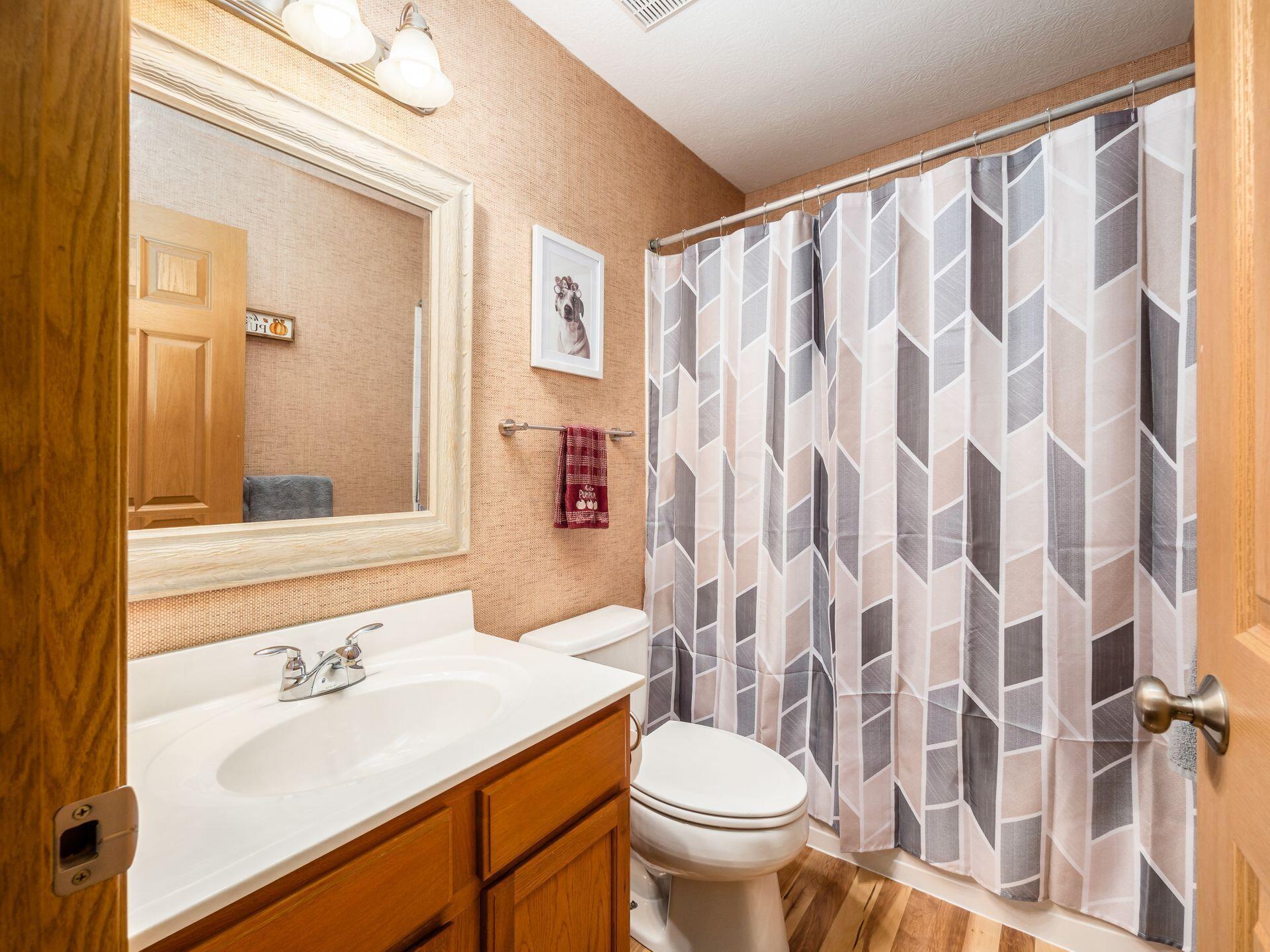 3845 Powder Ridge Road Grove City, OH 43123 - Photo 20 of 41 Hall Full Bath