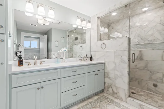 a view of backyard with a table and chairs