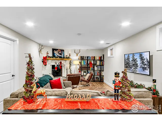 $580,000 | 901 Oleander Drive, Loveland, CO 80538