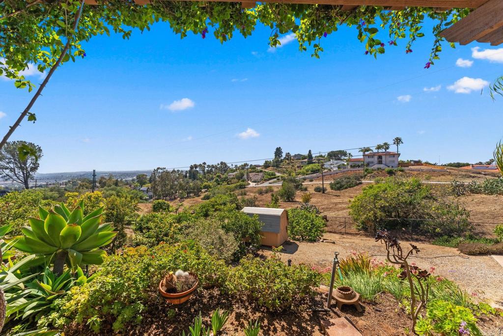 1829 Elevado Road Vista, CA 92084 - Photo 47 of 62
