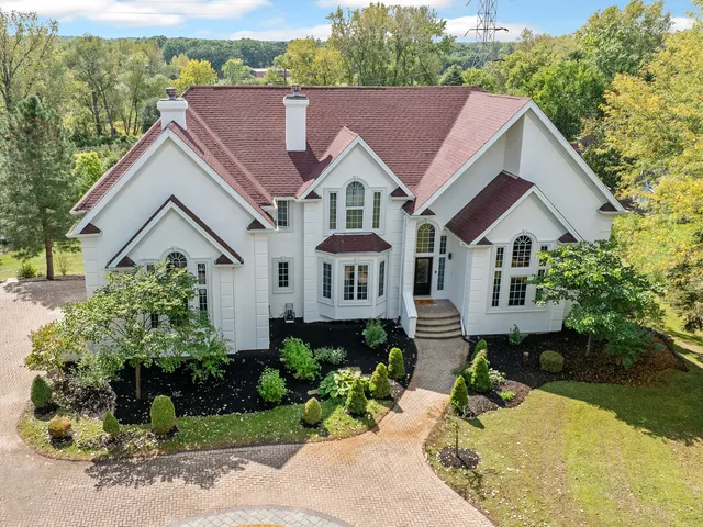 $1,275,000 | 13220 Fox Lane, Lemont, IL 60439