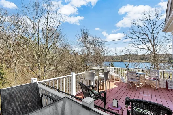 $474,900 | 3 Honora Lane, Unit 3, Bourne, MA 02532