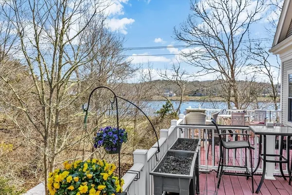 $474,900 | 3 Honora Lane, Unit 3, Bourne, MA 02532