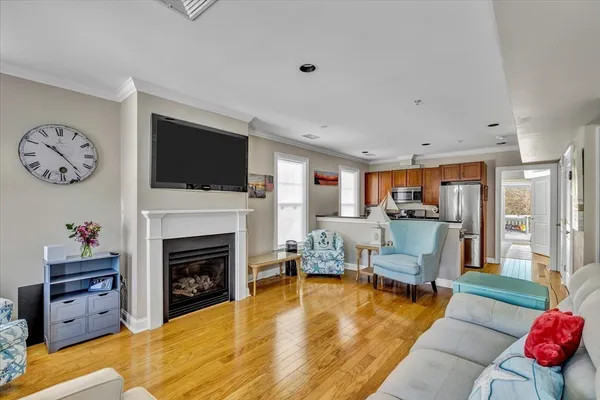 $474,900 | 3 Honora Lane, Unit 3, Bourne, MA 02532