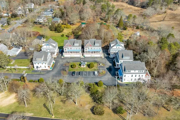 $474,900 | 3 Honora Lane, Unit 3, Bourne, MA 02532