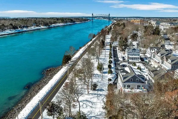 $489,900 | 3 Honora Lane, Unit 3, Bourne, MA 02532