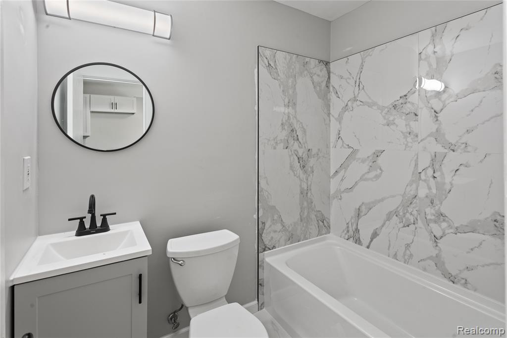 505 South Main Street Clawson, MI 48017 - Photo 4 of 24