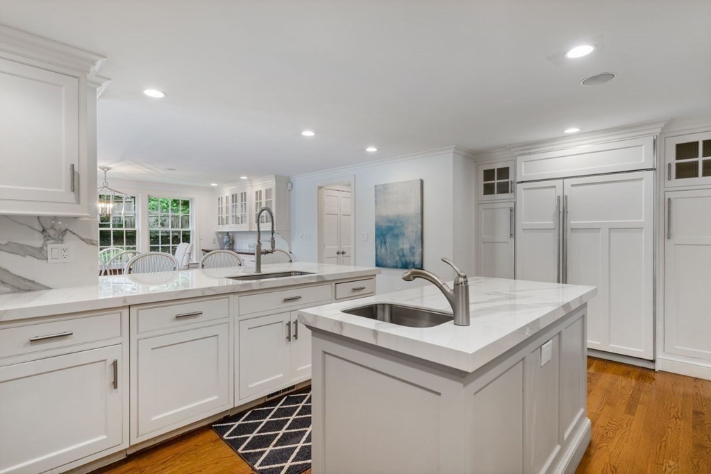 15 Woodridge Road Wellesley, MA 02482 - Photo 12 of 36 Gallery Image 12