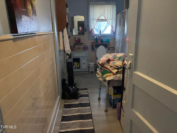 $185,000 | 219 Oak Street, Mountain City, TN 37683