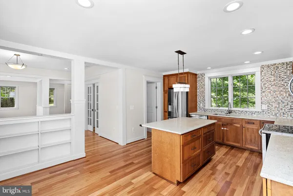 $715,000 | 40988 Redwing Song Lane, Lovettsville, VA 20180