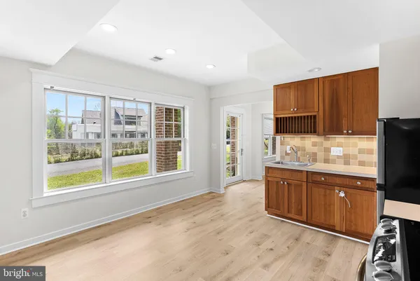 $715,000 | 40988 Redwing Song Lane, Lovettsville, VA 20180