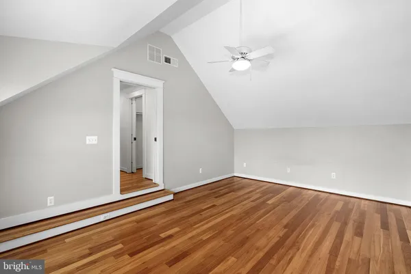 $715,000 | 40988 Redwing Song Lane, Lovettsville, VA 20180