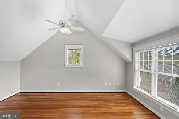$715,000 | 40988 Redwing Song Lane, Lovettsville, VA 20180