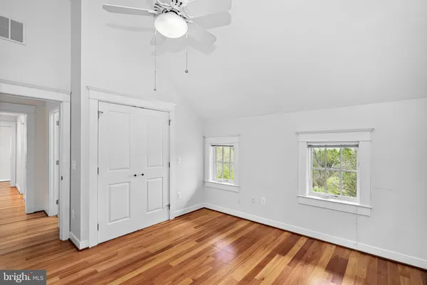 $715,000 | 40988 Redwing Song Lane, Lovettsville, VA 20180