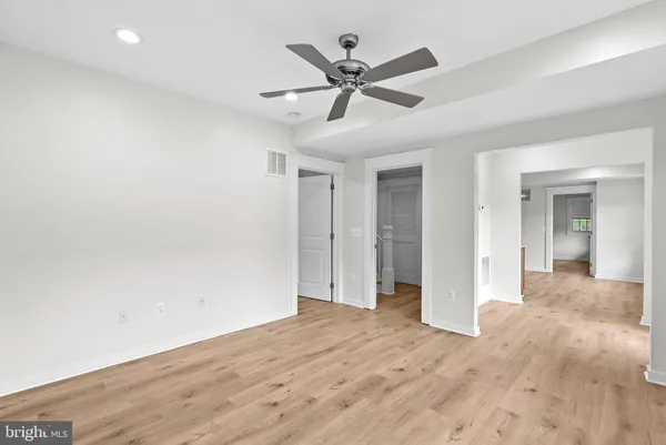 $715,000 | 40988 Redwing Song Lane, Lovettsville, VA 20180