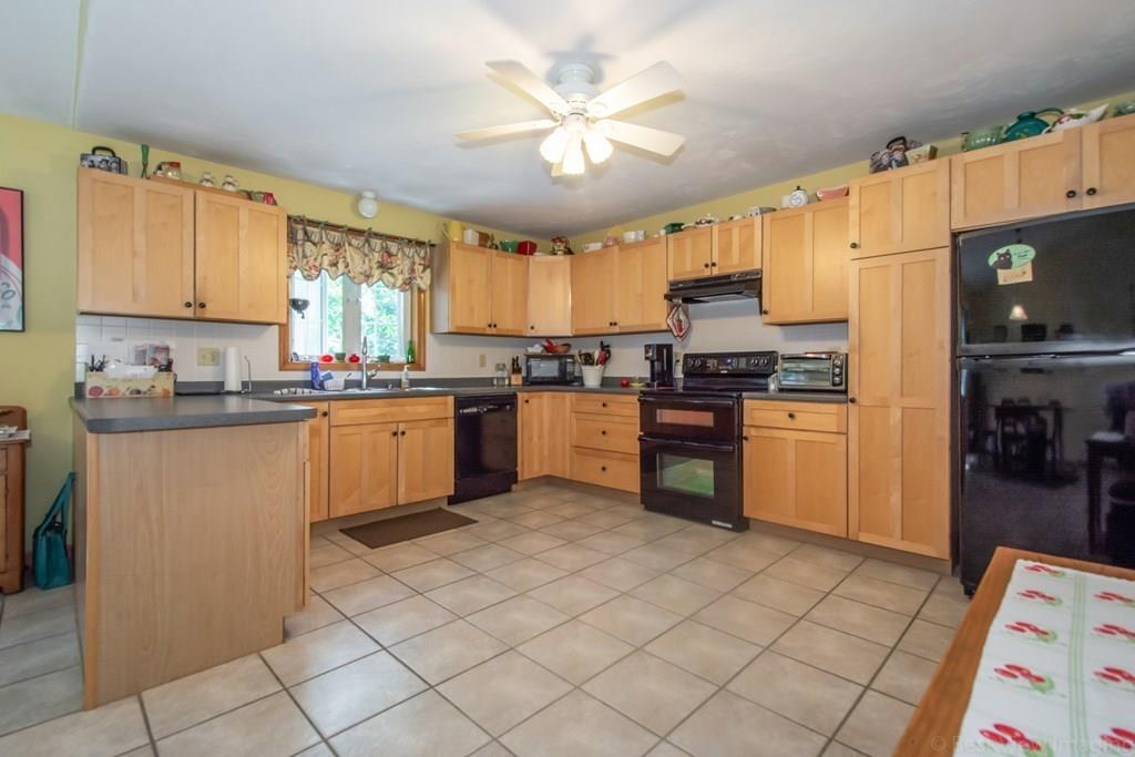 7 Camile Road Webster, MA 01570 - Photo 13 of 42 Gallery Image 13