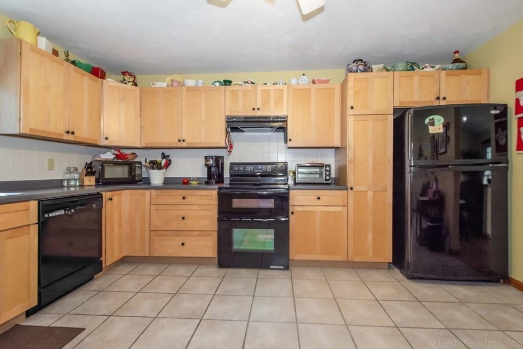 7 Camile Road Webster, MA 01570 - Photo 14 of 42 Gallery Image 14