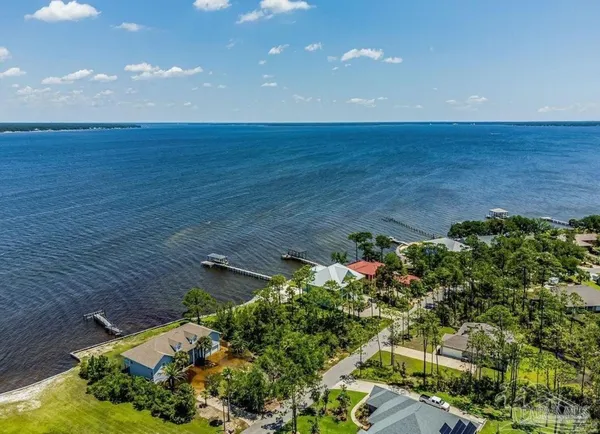 $1,699,000 | 5460 North Shore Road, Pensacola, FL 32507