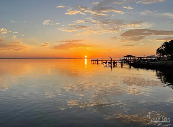 $1,699,000 | 5460 North Shore Road, Pensacola, FL 32507