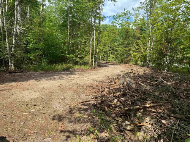 $350,000 | 409 Powder Mill Road, Alton, NH 03809