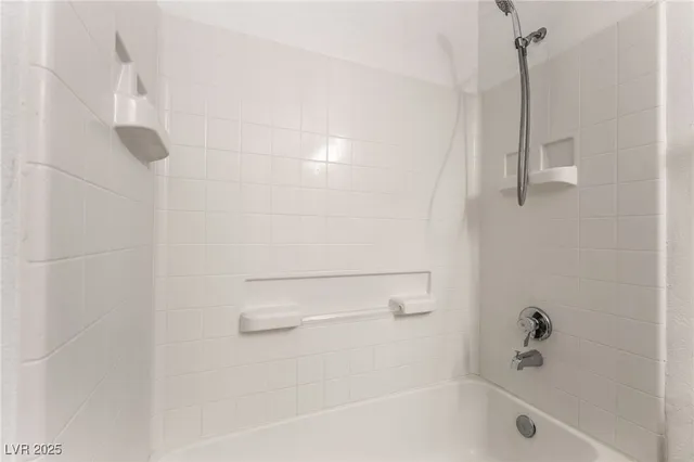 $1,450 | 6800 East Lake Mead Boulevard, Unit 1120, Las Vegas, NV 89156