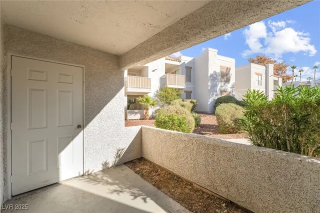 $1,450 | 6800 East Lake Mead Boulevard, Unit 1120, Las Vegas, NV 89156
