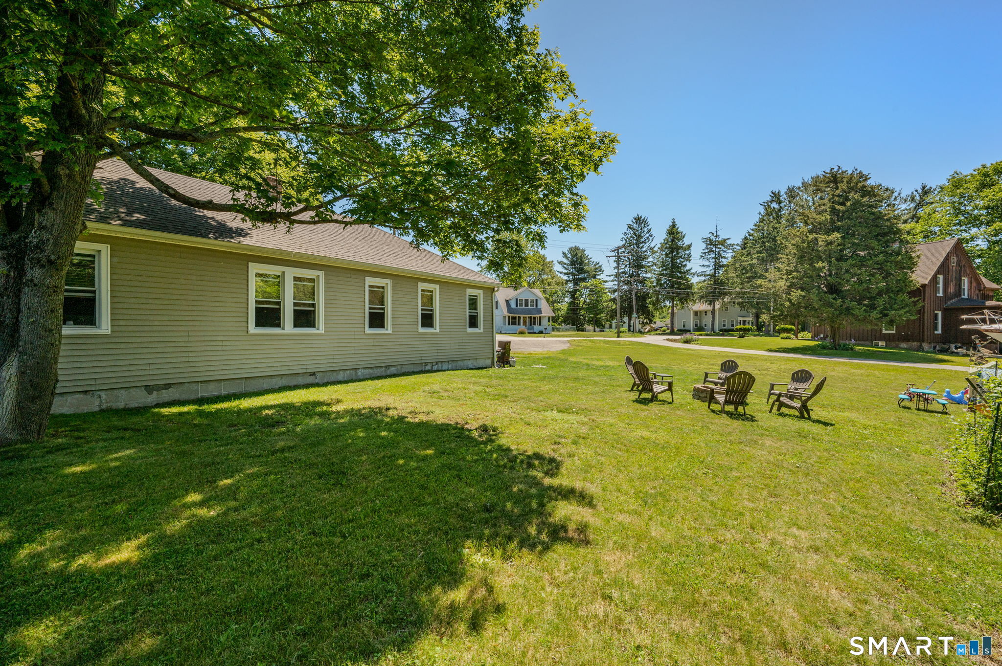 17 Lathrop Road Montville, CT 06382 - Photo 30 of 39