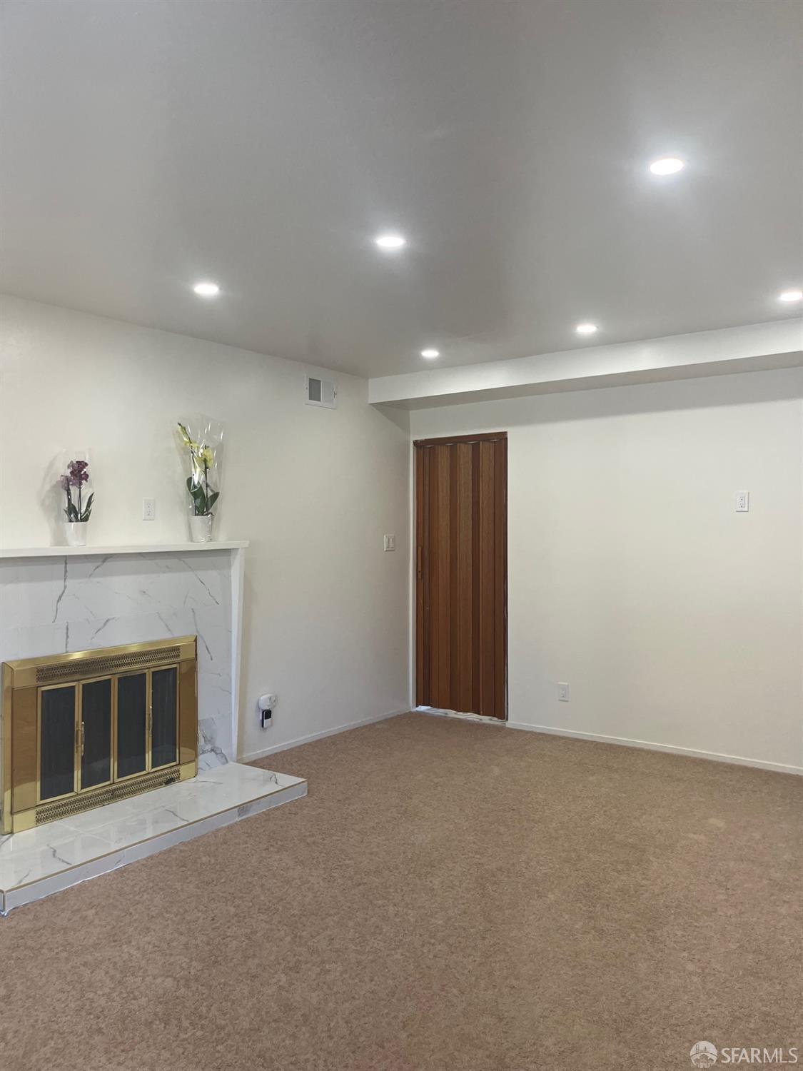 5880 Olinda Road El Sobrante, CA 94803 - Photo 3 of 31 Living room