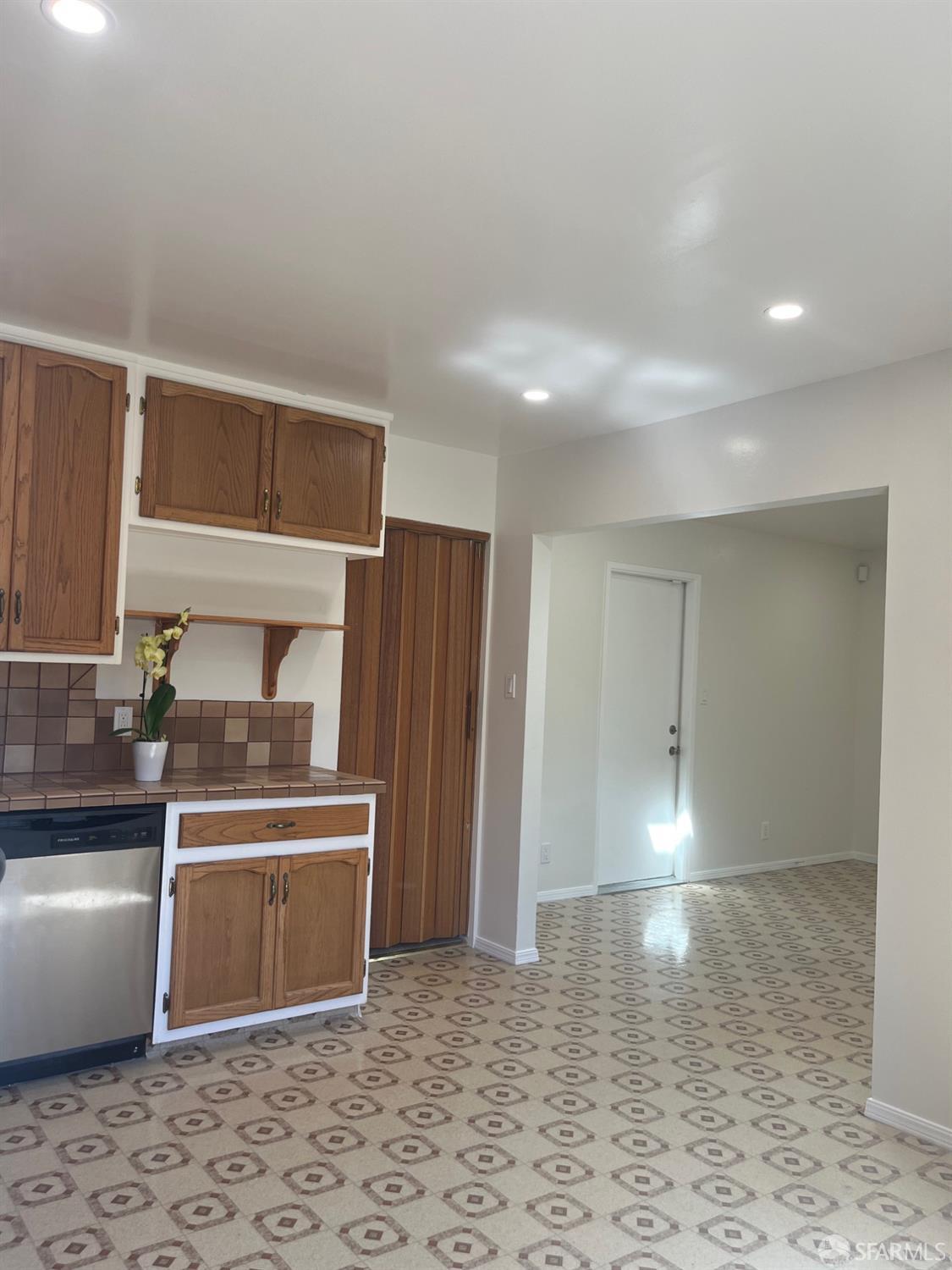 5880 Olinda Road El Sobrante, CA 94803 - Photo 8 of 31 Kitchen