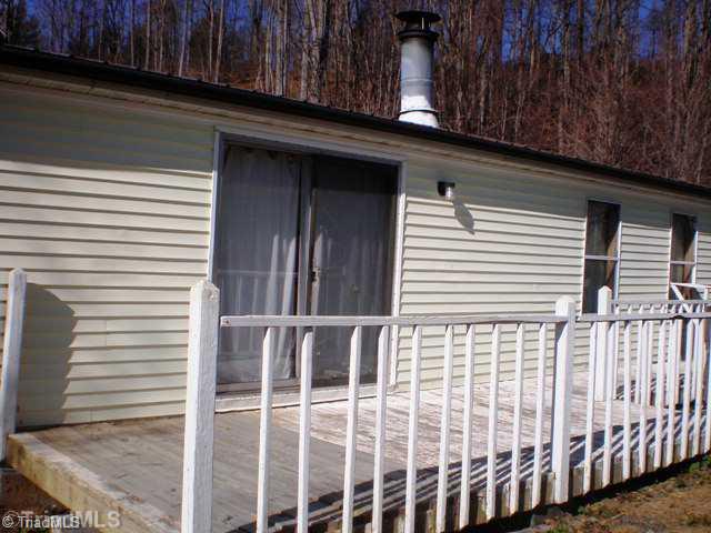 156 Bower Calloway Road Jefferson, NC 28640 - Photo 3 of 14 Exterior Back.